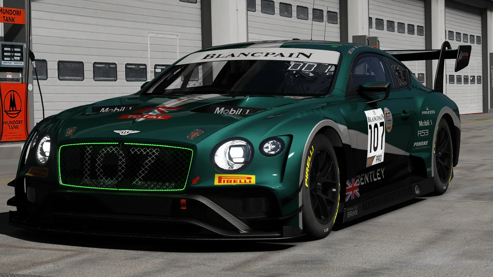 Bentley Continental GT3 2018 in white and green livery on track